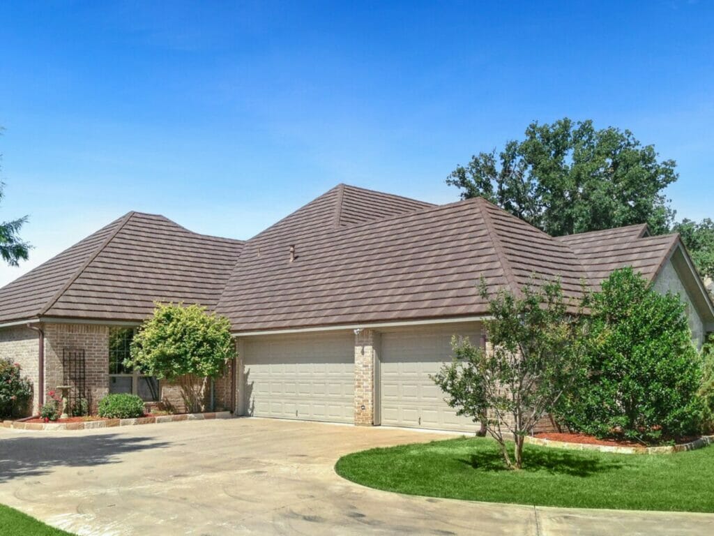 Top 4 DECRA Metal Roofing Options for a Luxurious Look | North Star Roofing DECRA Shake